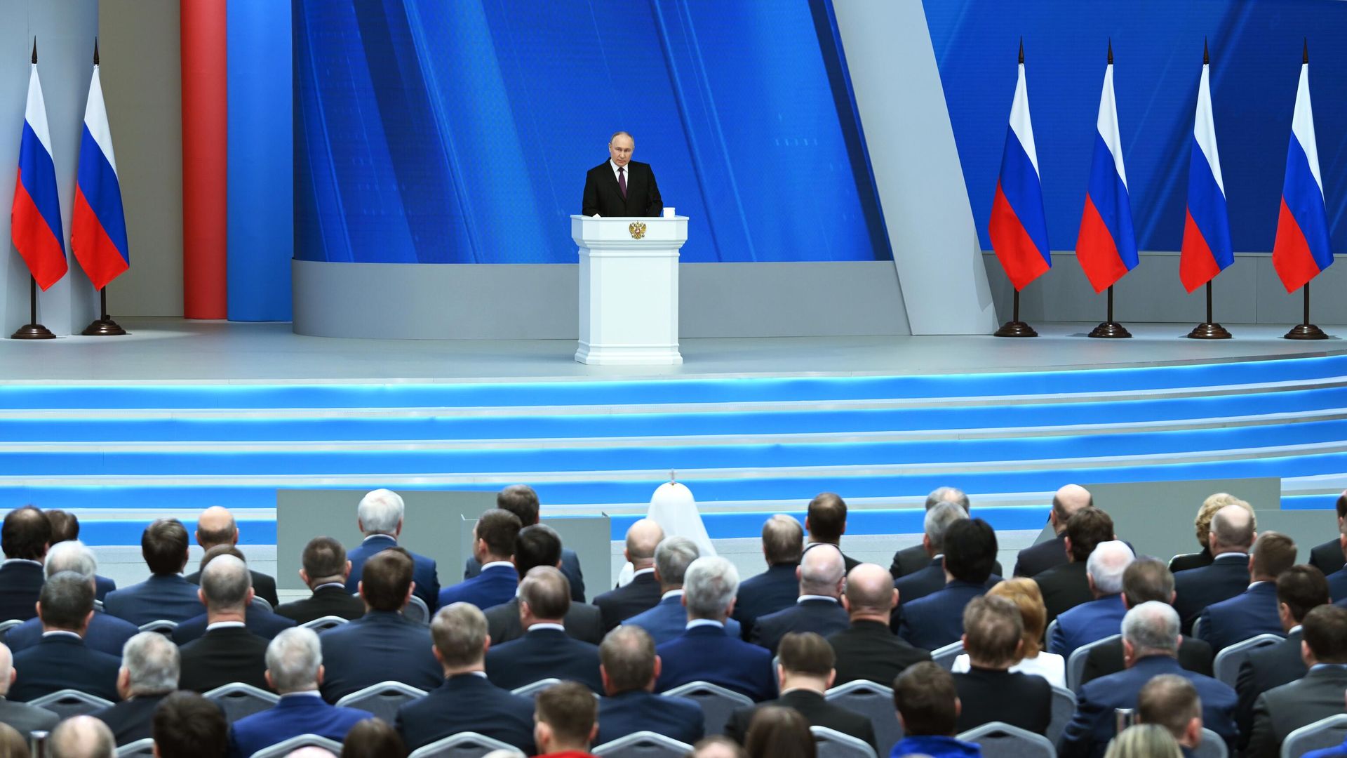 Президент РФ Владимир Путин обращается с посланием к Федеральному cобранию Президент РФ Владимир Путин обращается с посланием к Федеральному cобранию - РИА Новости, 1920, 29.02.2024