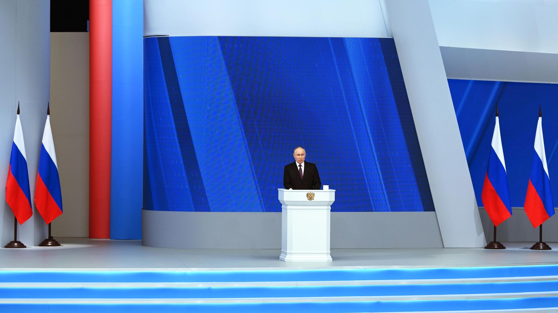 Президент РФ Владимир Путин обращается с посланием к Федеральному cобранию Президент РФ Владимир Путин обращается с посланием к Федеральному cобранию - РИА Новости, 1920, 29.02.2024