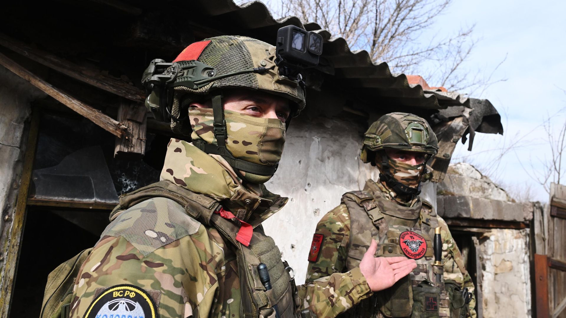 Бойцы 15-й отдельной мотострелковой бригады Центрального военного округа, уничтожившие танк Abrams на Авдеевском направлении специальной военной операции - РИА Новости, 1920, 05.03.2024