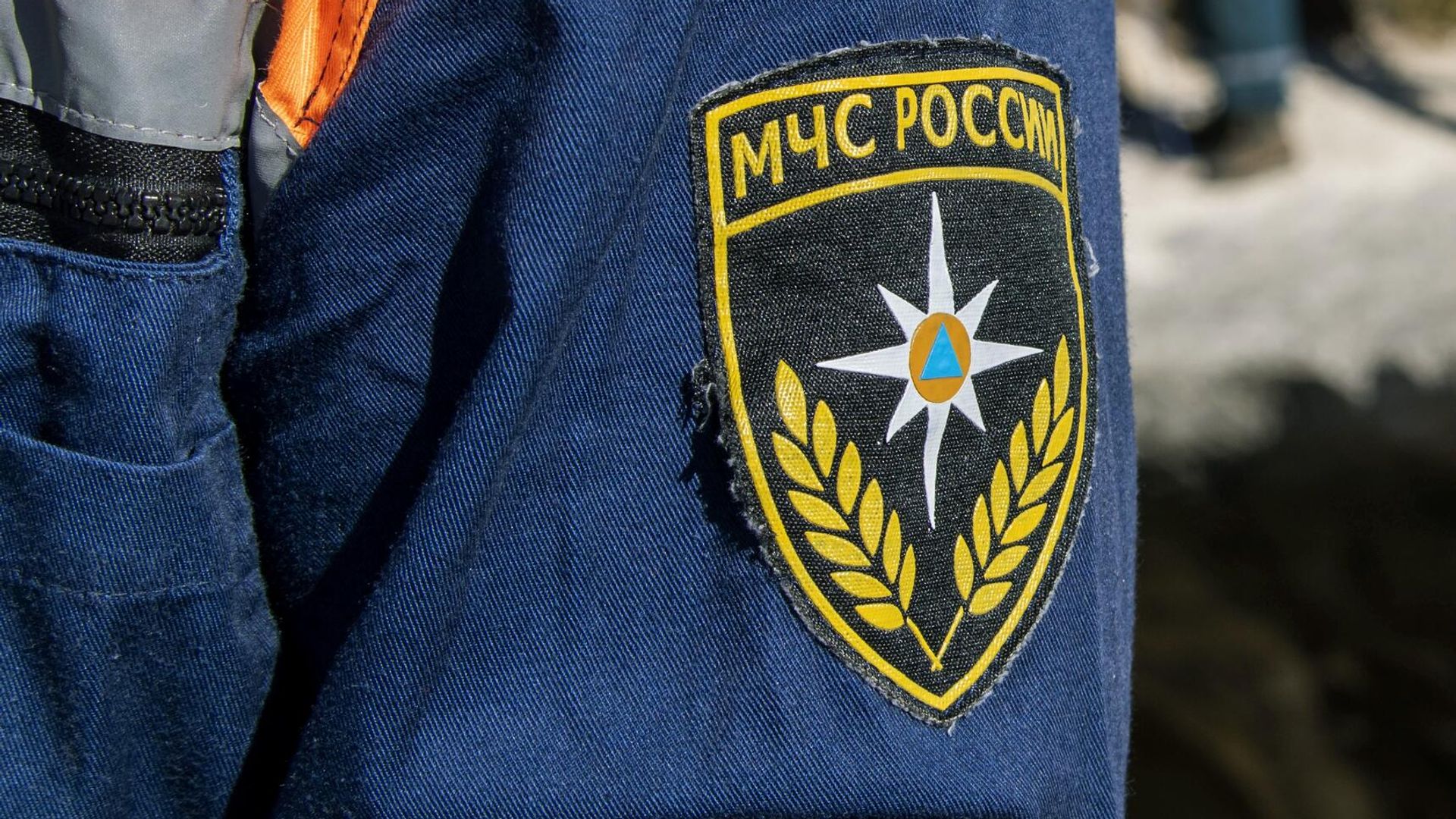 Сотрудник спасательной службы МЧС России - РИА Новости, 1920, 10.08.2026