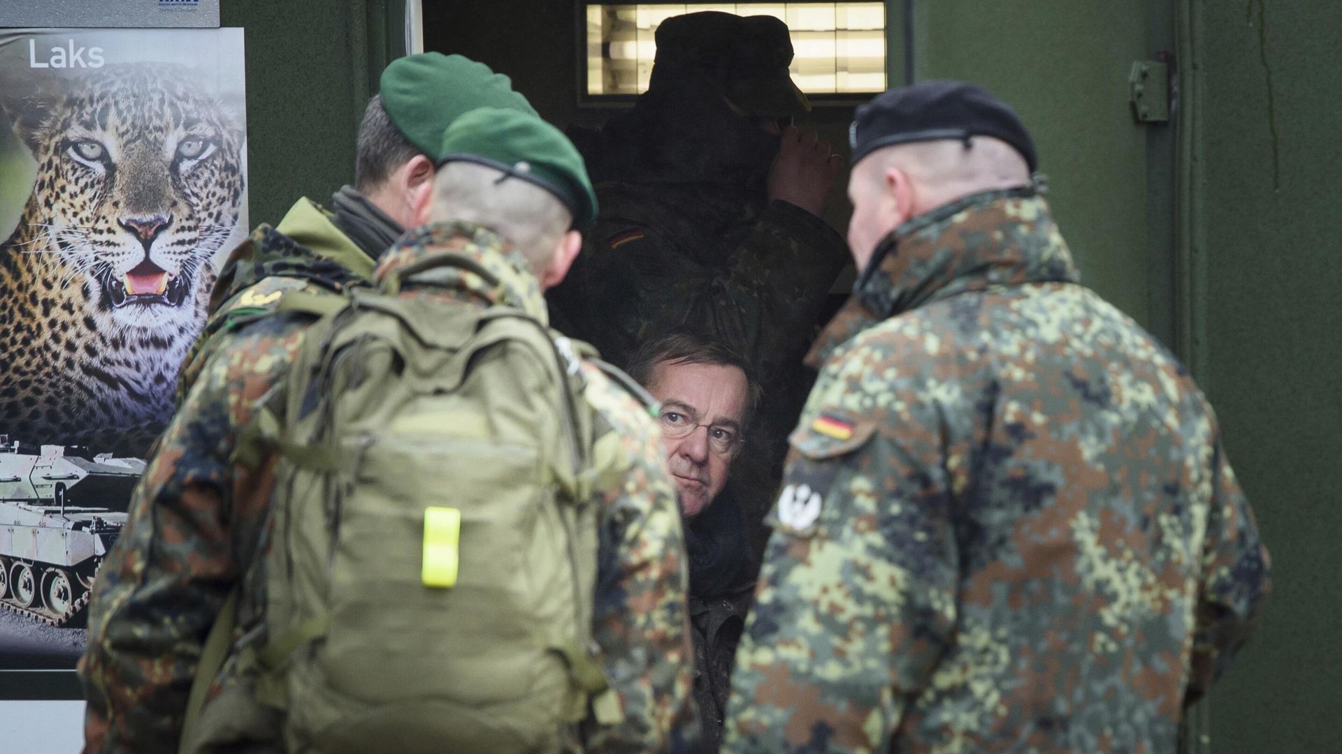 Министр обороны Германии Борис Писториус на полигоне немецких вооруженных сил Бундесвера Министр обороны Германии Борис Писториус на полигоне немецких вооруженных сил Бундесвера - РИА Новости, 1920, 18.01.2025