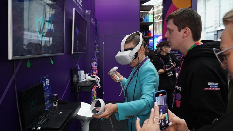 VR-зона РИА Новости на площадке проекта Другое Дело — президентской платформы Россия - страна возможностей VR-зона РИА Новости на площадке проекта Другое Дело — президентской платформы Россия - страна возможностей