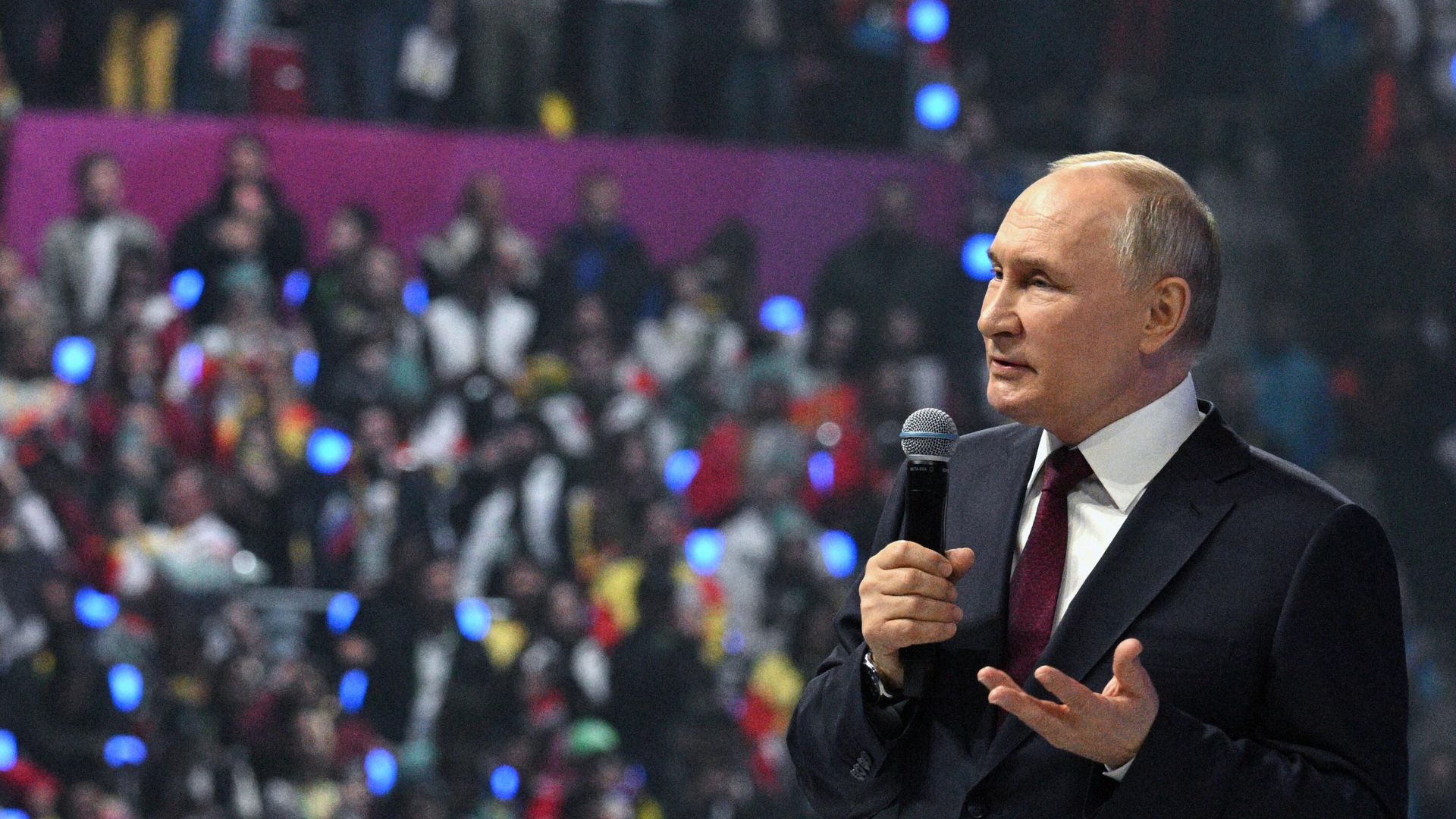 Владимир Путин посетил Всемирный фестиваль молодежи Владимир Путин посетил Всемирный фестиваль молодежи - РИА Новости, 1920, 06.03.2024