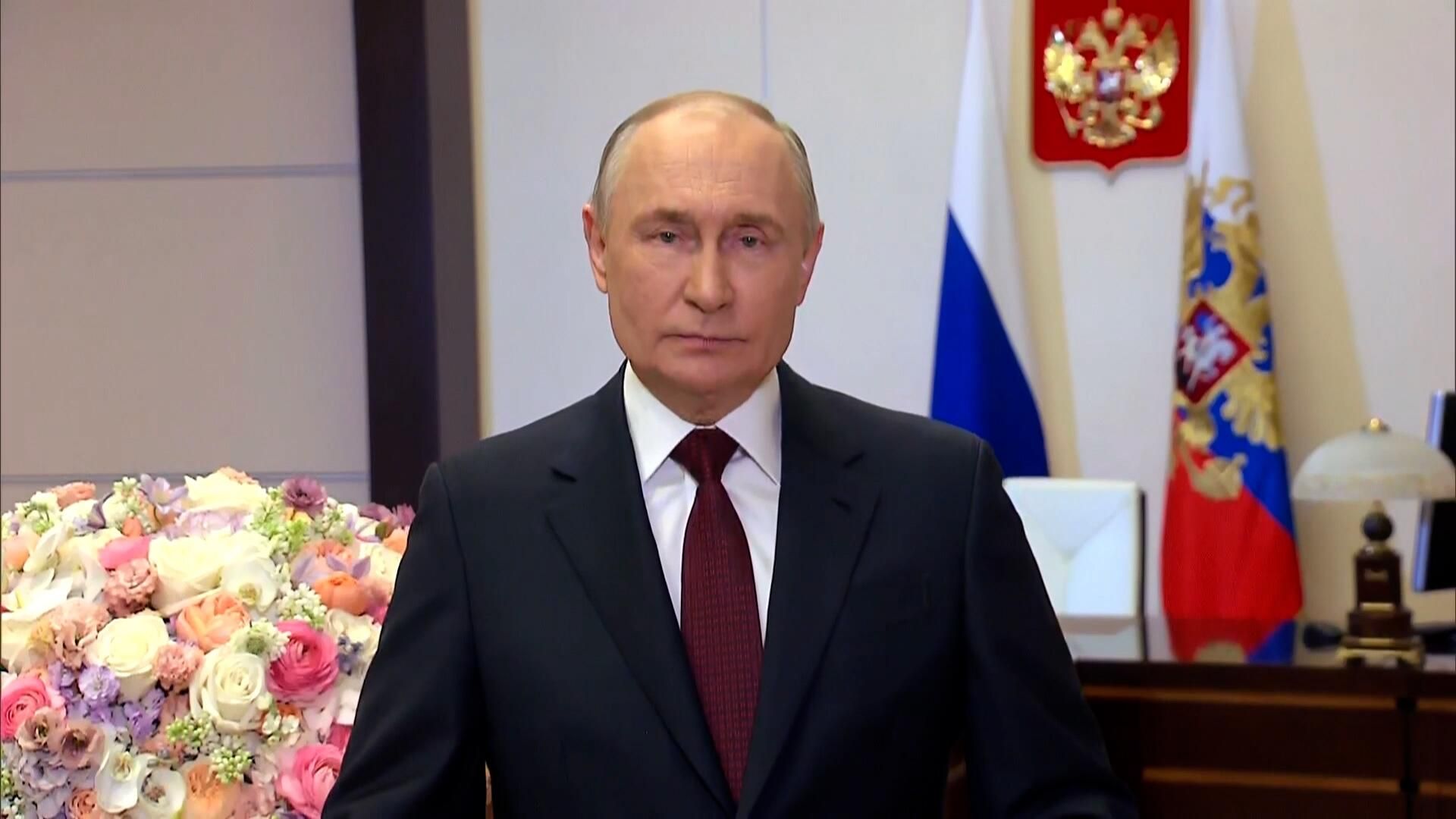 Вами невозможно не восхищаться. Путин поздравил россиянок с 8 Марта Вами невозможно не восхищаться. Путин поздравил россиянок с 8 Марта - РИА Новости, 1920, 08.03.2024