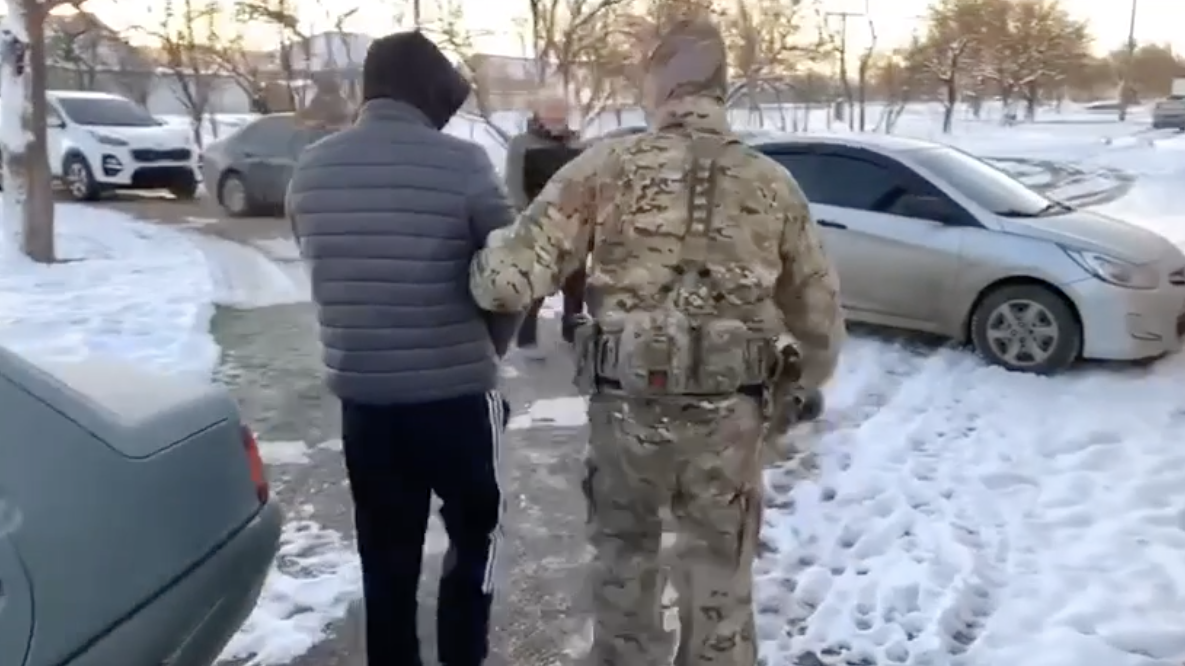 Задержание сотрудниками УФСБ России жителя Крыма за призывы к насильственным действиям над русскими Задержание сотрудниками УФСБ России жителя Крыма за призывы к насильственным действиям над русскими - РИА Новости, 1920, 12.03.2024