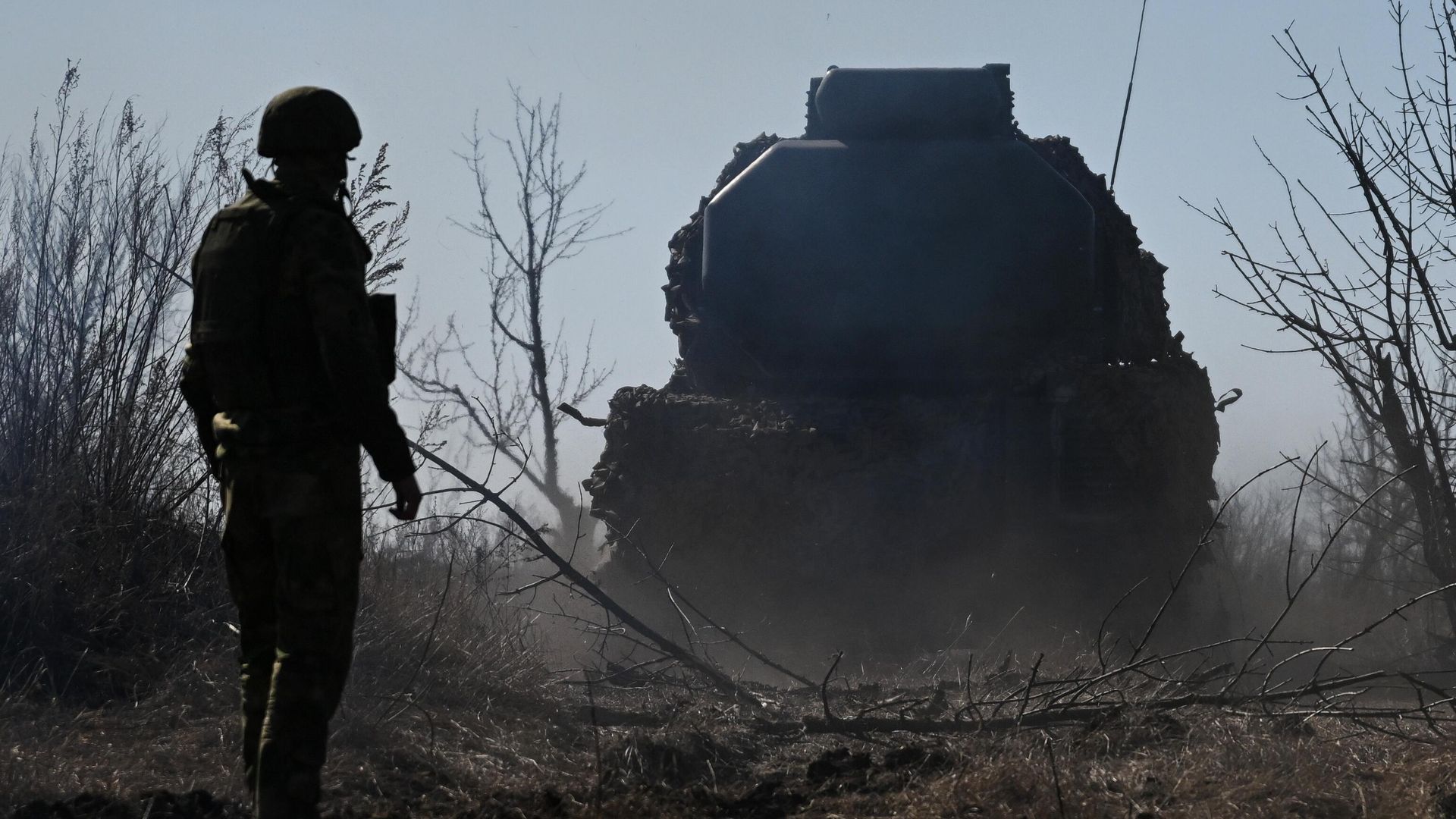 Военнослужащий зенитно-ракетного дивизиона ЦВО в зенитном ракетном комплексе БУК М3 на СВО Военнослужащий зенитно-ракетного дивизиона ЦВО в зенитном ракетном комплексе БУК М3 на СВО - РИА Новости, 1920, 13.03.2024
