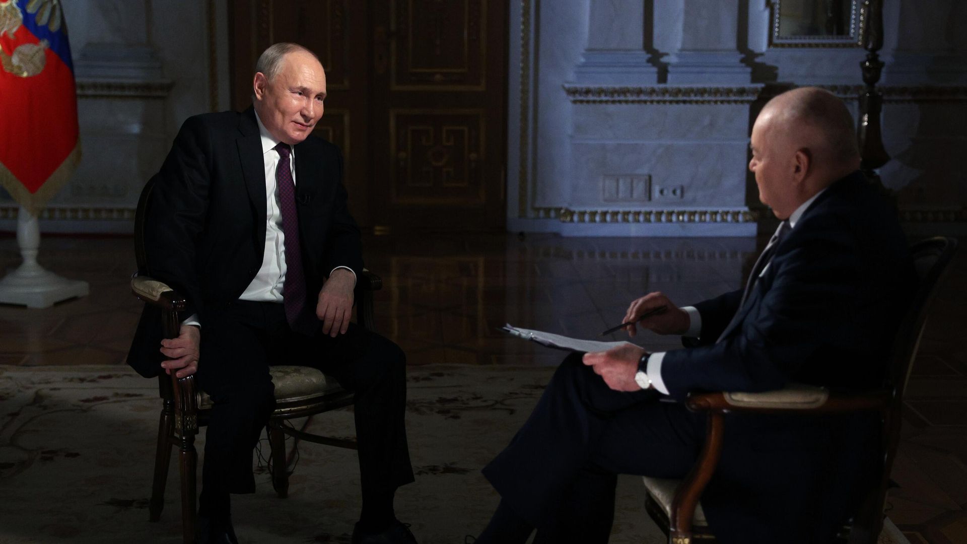 Президент РФ Владимир Путин во время интервью генеральному директору медиагруппы Россия сегодня Дмитрию Киселеву в Москве Президент РФ Владимир Путин во время интервью генеральному директору медиагруппы Россия сегодня Дмитрию Киселеву в Москве - РИА Новости, 1920, 13.03.2024