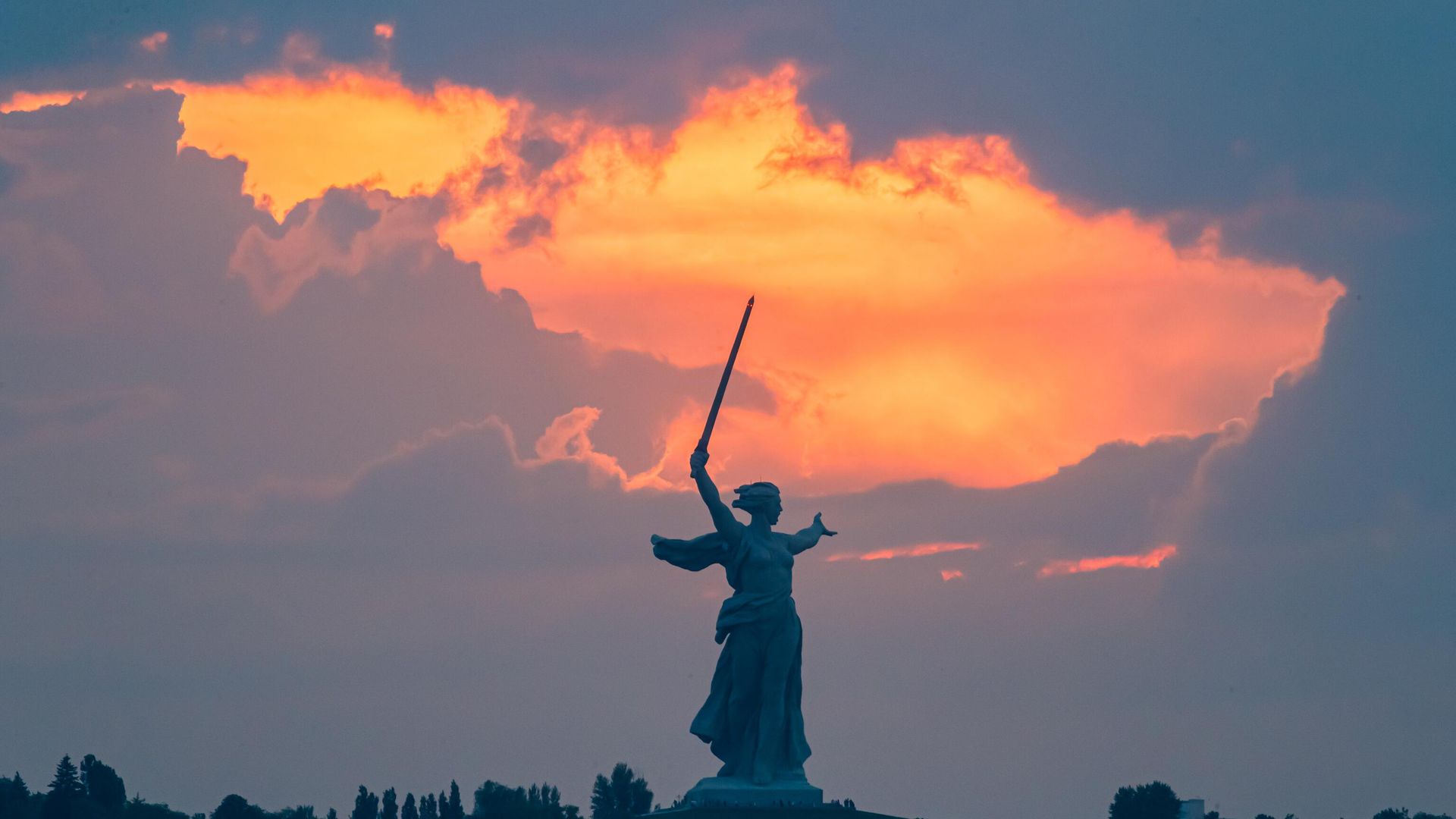 Монумент Родина-мать зовет! на Мамаевом кургане в Волгограде Монумент Родина-мать зовет! на Мамаевом кургане в Волгограде - РИА Новости, 1920, 12.04.2024