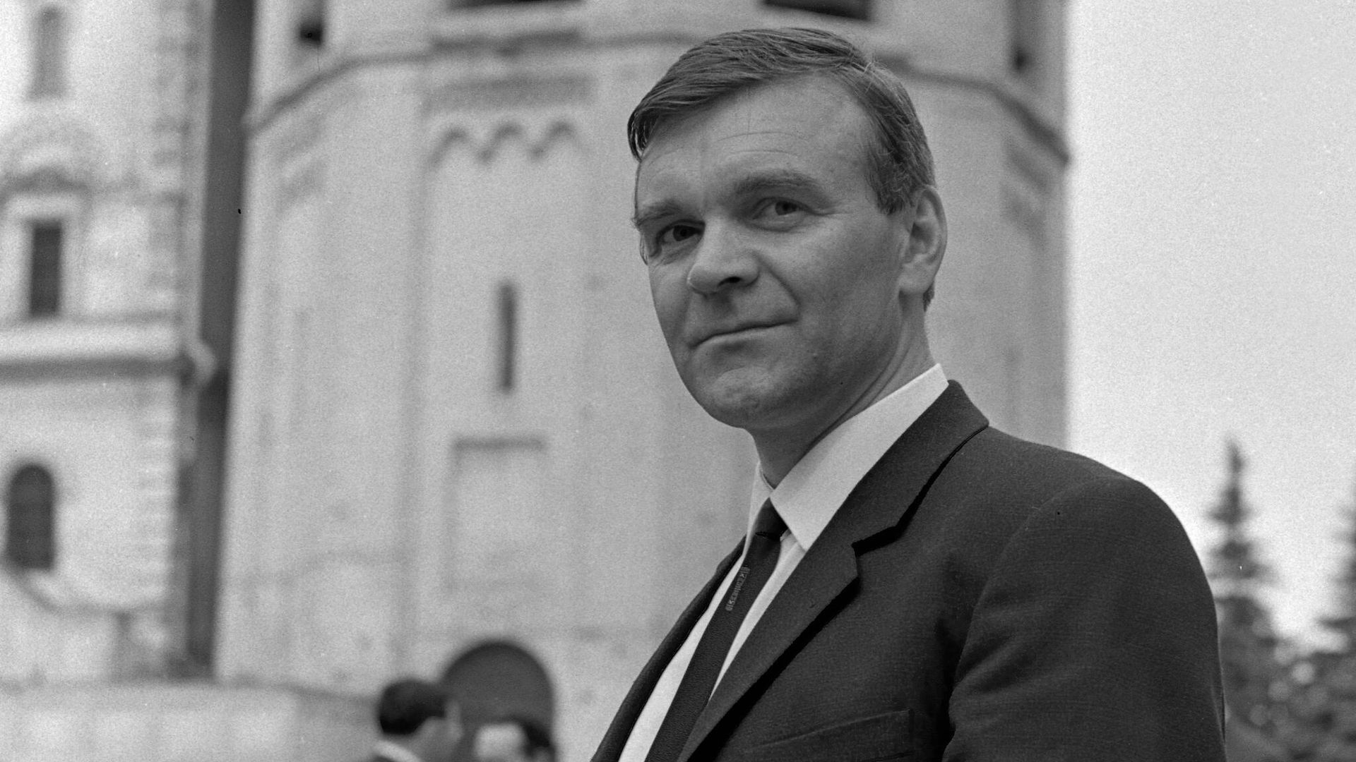 Советский писатель Юрий Васильевич Бондарев Советский писатель Юрий Васильевич Бондарев - РИА Новости, 1920, 15.03.2024