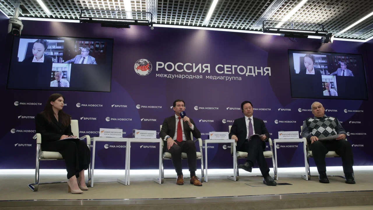 Россия сегодня провела круглый стол с ведущими экспертами из России и Китая Россия сегодня провела круглый стол с ведущими экспертами из России и Китая - РИА Новости, 1920, 20.03.2024