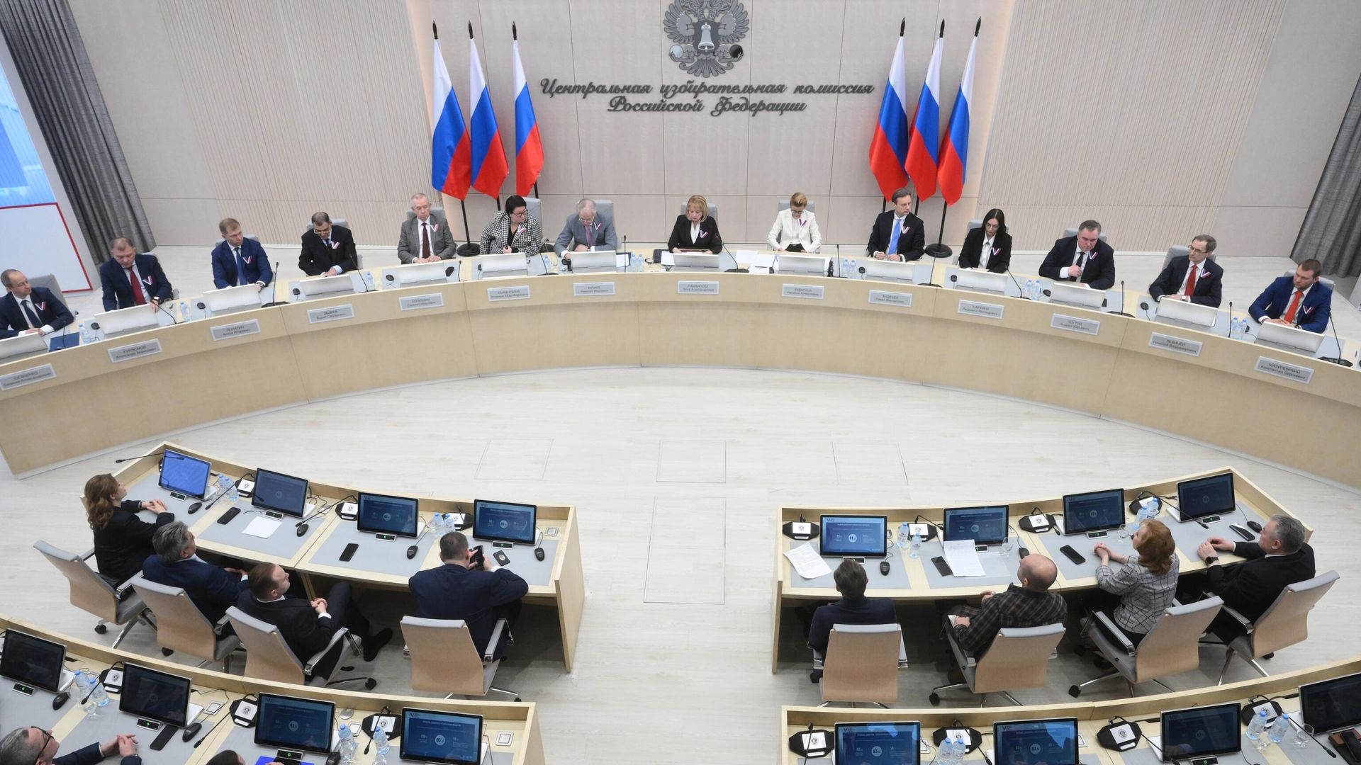 Председатель Центральной избирательной комиссии России Элла Памфилова проводит заседание ЦИК по итогам голосования на выборах президента России 2024 года Председатель Центральной избирательной комиссии России Элла Памфилова проводит заседание ЦИК по итогам голосования на выборах президента России 2024 года - РИА Новости, 1920, 21.03.2024