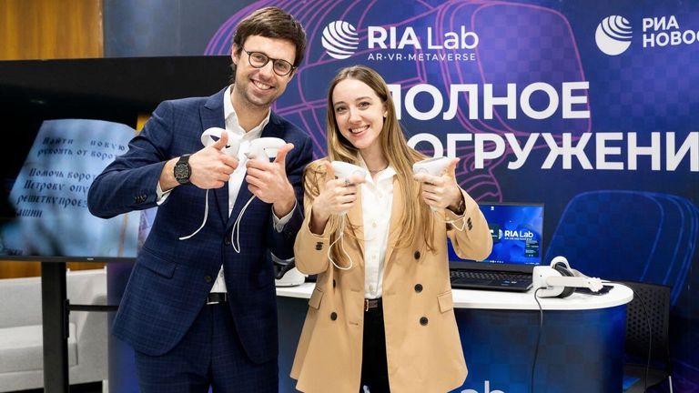 Агентство РИА Новости представило свои VR-проекты на площадке VI Международного научного форума Шаг в будущее: искусственный интеллект и цифровая экономика Агентство РИА Новости представило свои VR-проекты на площадке VI Международного научного форума Шаг в будущее: искусственный интеллект и цифровая экономика