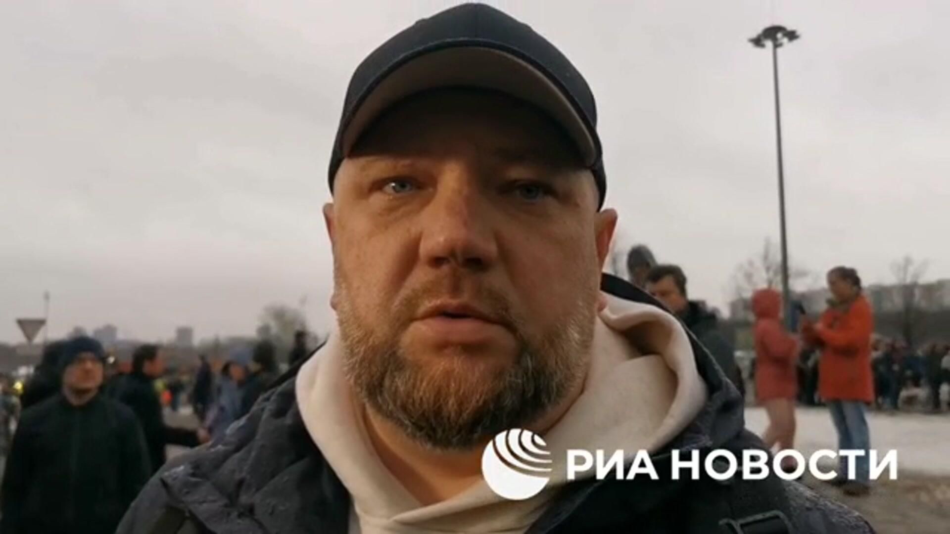 Мужчина, находившийся на концерте в Крокус сити холле, рассказал о нападении террористов Мужчина, находившийся на концерте в Крокус сити холле, рассказал о нападении террористов - РИА Новости, 1920, 24.03.2024