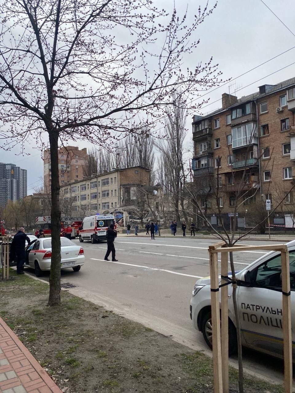 Место взрыва в Киеве Место взрыва в Киеве - РИА Новости, 1920, 25.03.2024