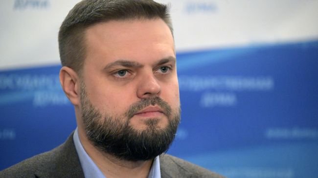 Артем Туров