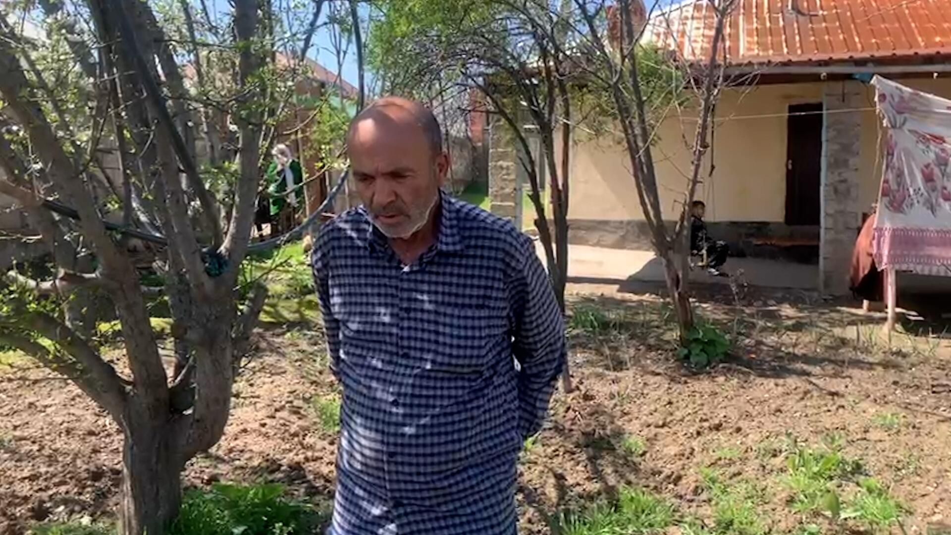 Соболезнования родителей Мирзоева, одного из обвиняемых в теракте в Крокусе Соболезнования родителей Мирзоева, одного из обвиняемых в теракте в Крокусе - РИА Новости, 1920, 31.03.2024