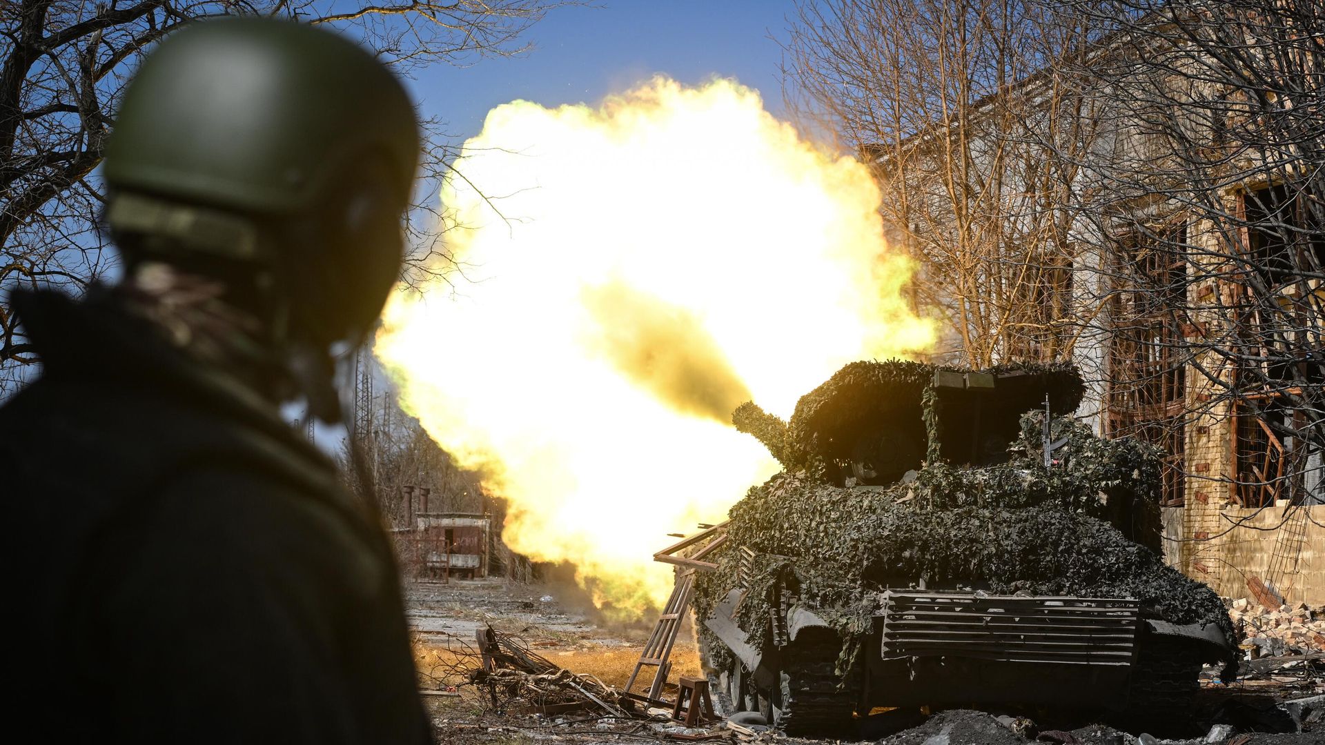 Танк Т-72 группировки войск Центр Танк Т-72 группировки войск Центр - РИА Новости, 1920, 07.04.2024