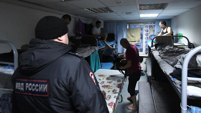 Рейд по выявлению незаконных трудовых мигрантов в Красноярске