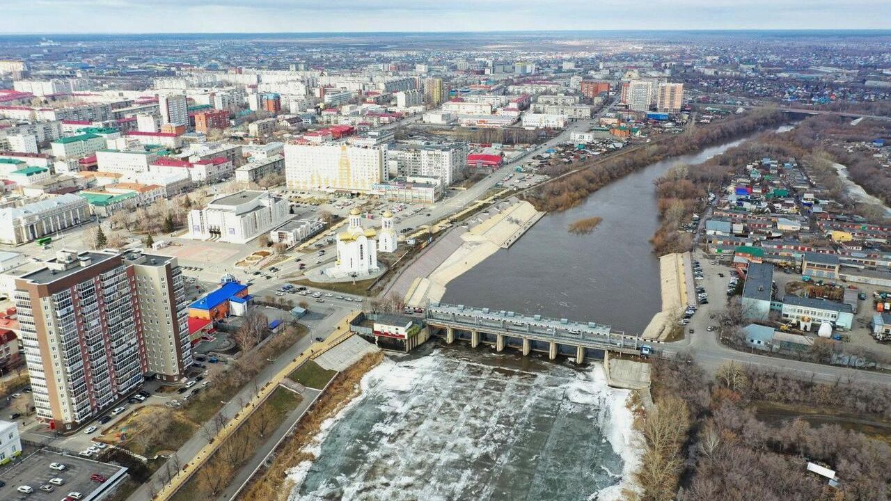 Паводковая ситуация в городе Курган Паводковая ситуация в городе Курган - РИА Новости, 1920, 09.04.2024