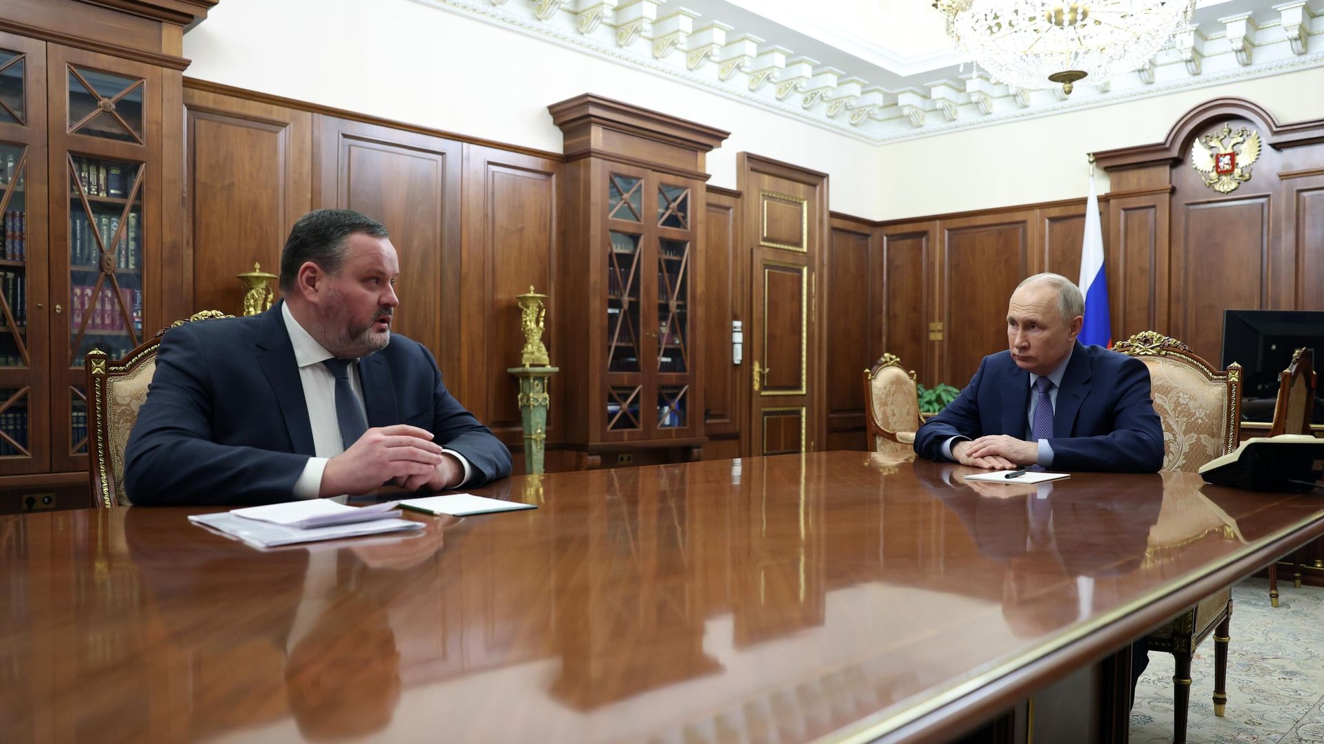 Президент РФ Владимир Путин и министр труда и социальной защиты Антон Котяков во время встречи. Президент РФ Владимир Путин и министр труда и социальной защиты Антон Котяков во время встречи. - РИА Новости, 1920, 10.04.2024