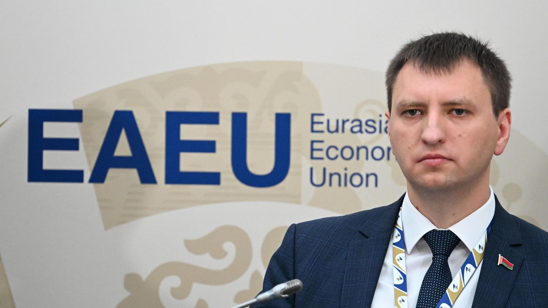 Министр промышленности Республики Беларусь Александр Ефимов Министр промышленности Республики Беларусь Александр Ефимов - РИА Новости, 1920, 22.07.2024