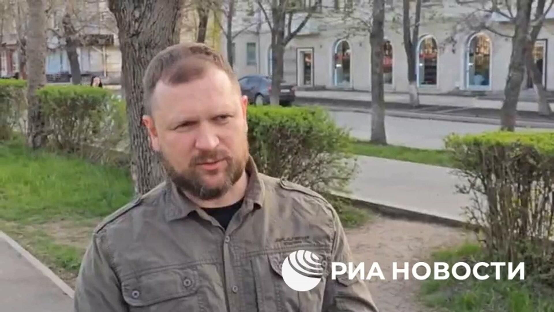 Руководитель ВГТРК Луганск Николай Долгачев об украинском обстреле съемочной группы Вести Луганск Руководитель ВГТРК Луганск Николай Долгачев об украинском обстреле съемочной группы Вести Луганск - РИА Новости, 1920, 10.04.2024
