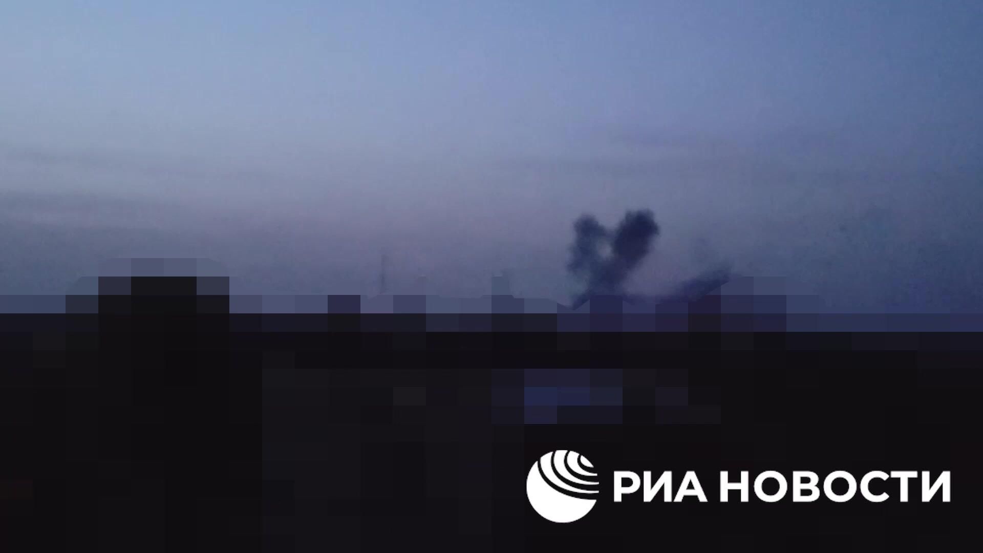 Массированный удар вооруженных сил России по заводам в Харькове Массированный удар вооруженных сил России по заводам в Харькове - РИА Новости, 1920, 11.04.2024