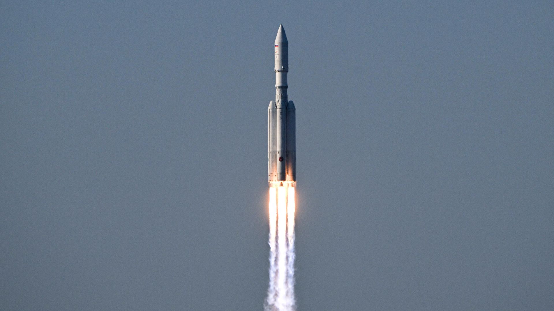 Запуск первой летной ракеты космического назначения Ангара-А5 Запуск первой летной ракеты космического назначения Ангара-А5 - РИА Новости, 1920, 08.07.2024