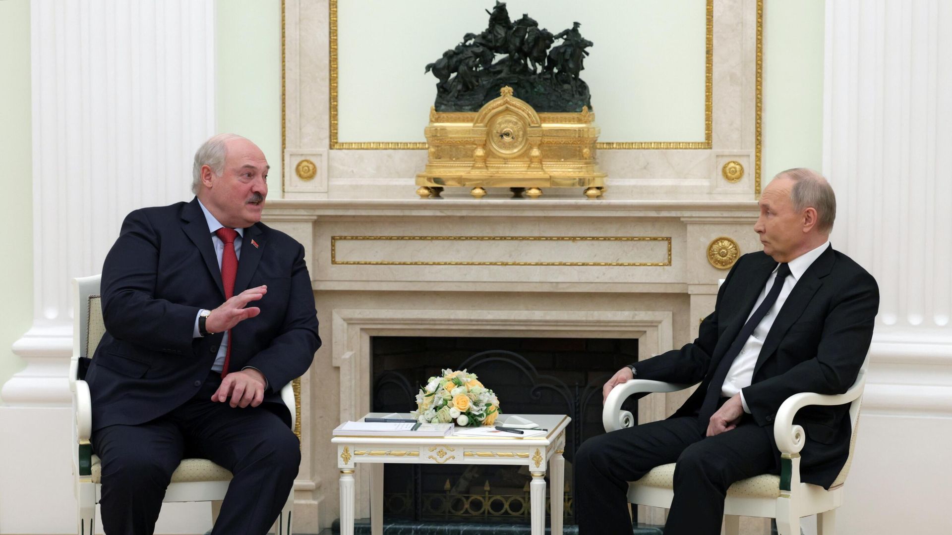 Встреча президентов России и Белоруссии Владимира Путина и Александра Лукашенко Встреча президентов России и Белоруссии Владимира Путина и Александра Лукашенко - РИА Новости, 1920, 12.04.2024
