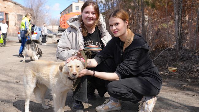 Полина с учащейся колледжа