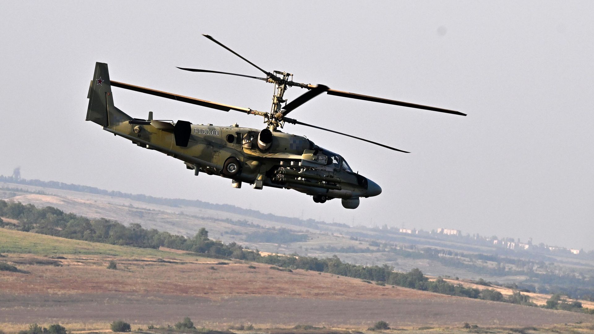 Вертолет Ка-52 во время боевого вылета в зоне СВО Вертолет Ка-52 во время боевого вылета в зоне СВО - РИА Новости, 1920, 23.07.2024