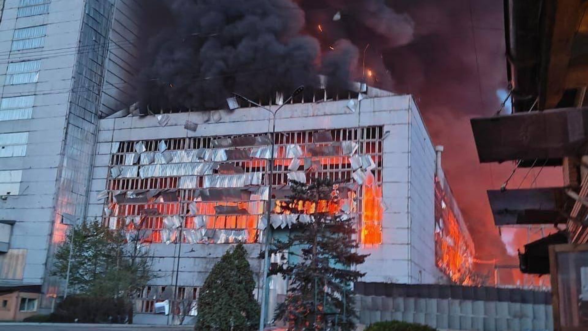 Пожар на Трипольской ТЭС под Киевом Пожар на Трипольской ТЭС под Киевом - РИА Новости, 1920, 22.06.2024