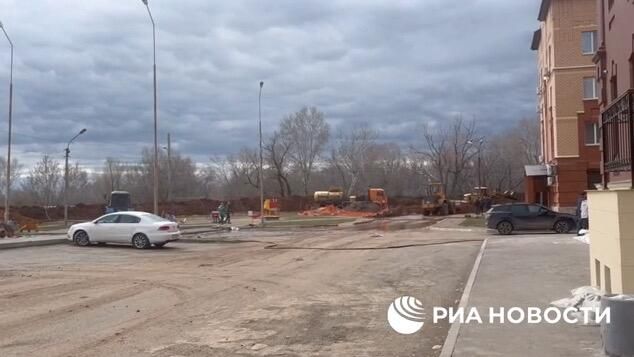 Укрепление земляной дамбы на набережной реки Урал в Оренбурге Укрепление земляной дамбы на набережной реки Урал в Оренбурге - РИА Новости, 1920, 14.04.2024