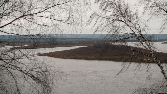 Вид на реку Томь с Синего утеса в Томской области
