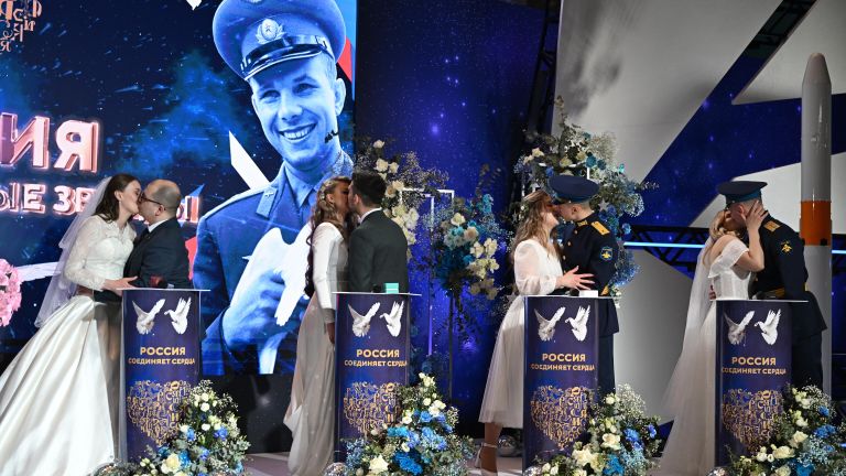 Выставка Россия. Свадебная церемония Свет новых звезд, павильон №34 Российский космос: создавая будущее Выставка Россия. Свадебная церемония Свет новых звезд, павильон №34 Российский космос: создавая будущее