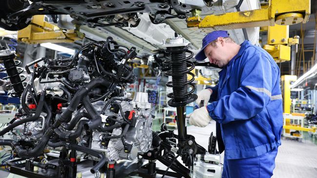 Производство автомобилей на заводе Автотор в Калининграде