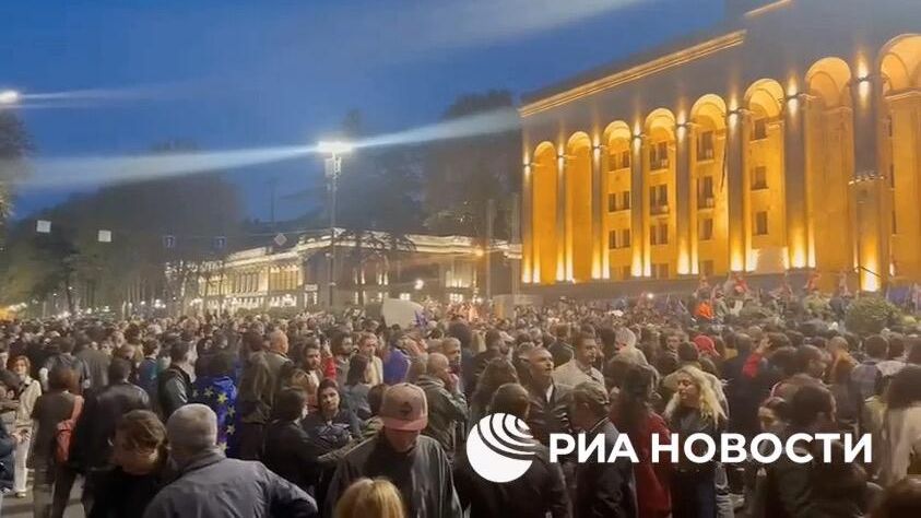 Митинг против принятия закона об иноагентах в Тбилиси Митинг против принятия закона об иноагентах в Тбилиси - РИА Новости, 1920, 15.04.2024