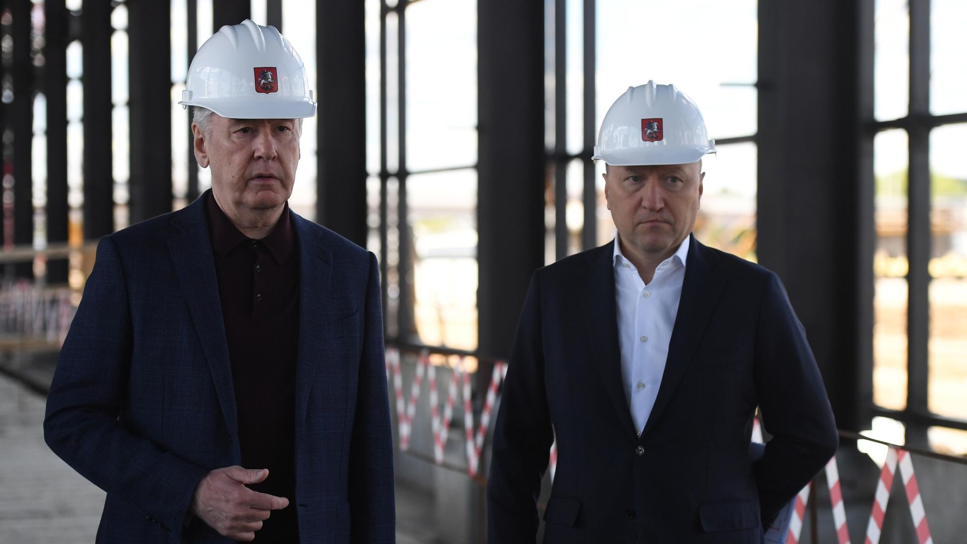 Мэр Москвы Сергей Собянин (слева) и заместитель мэра Москвы по вопросам градостроительной политики и строительства Андрей Бочкарев - РИА Новости, 1920, 19.04.2024