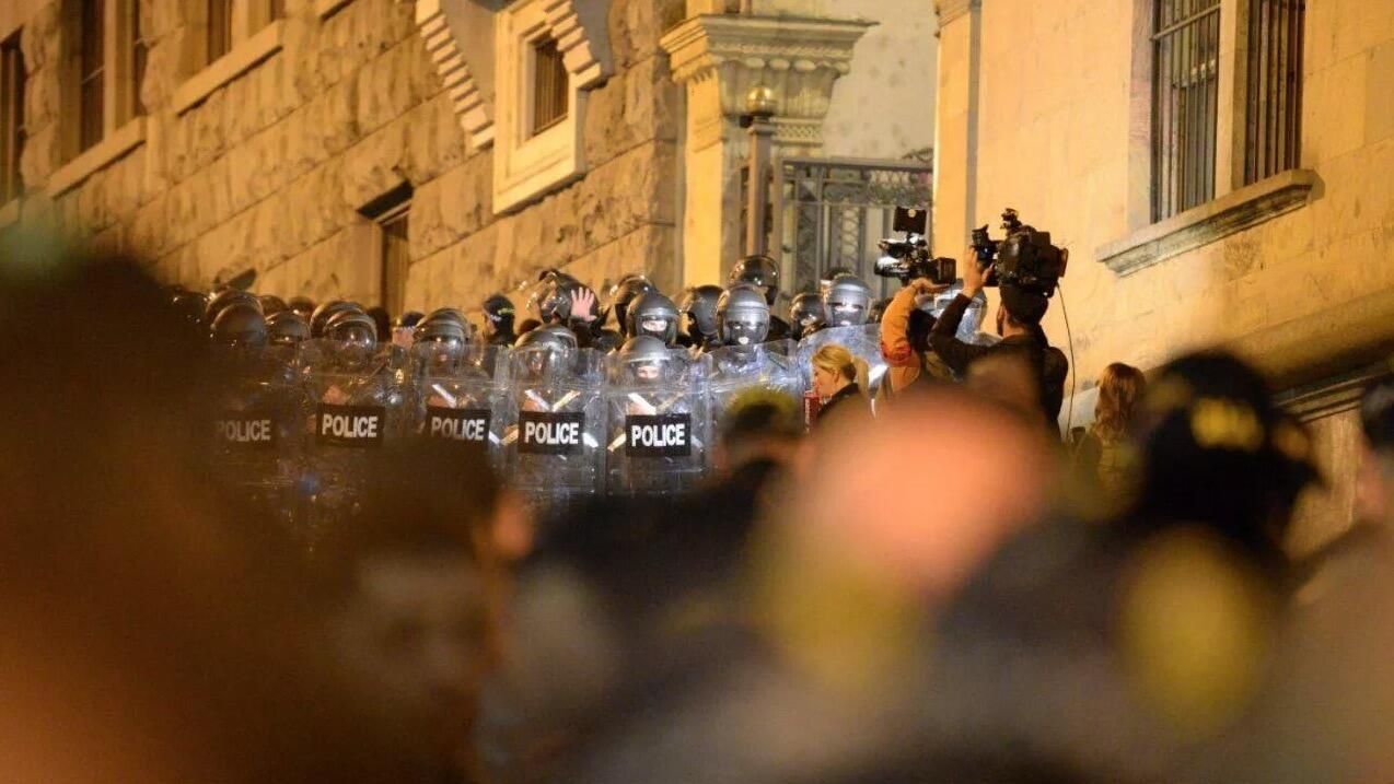 Акция протеста против закона об иноагентах в Тбилиси Акция протеста против закона об иноагентах в Тбилиси - РИА Новости, 1920, 20.04.2024