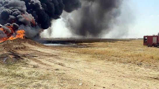 Пожар на нефтепроводе в сирийской провинции Хомс Пожар на нефтепроводе в сирийской провинции Хомс - РИА Новости, 1920, 21.04.2024