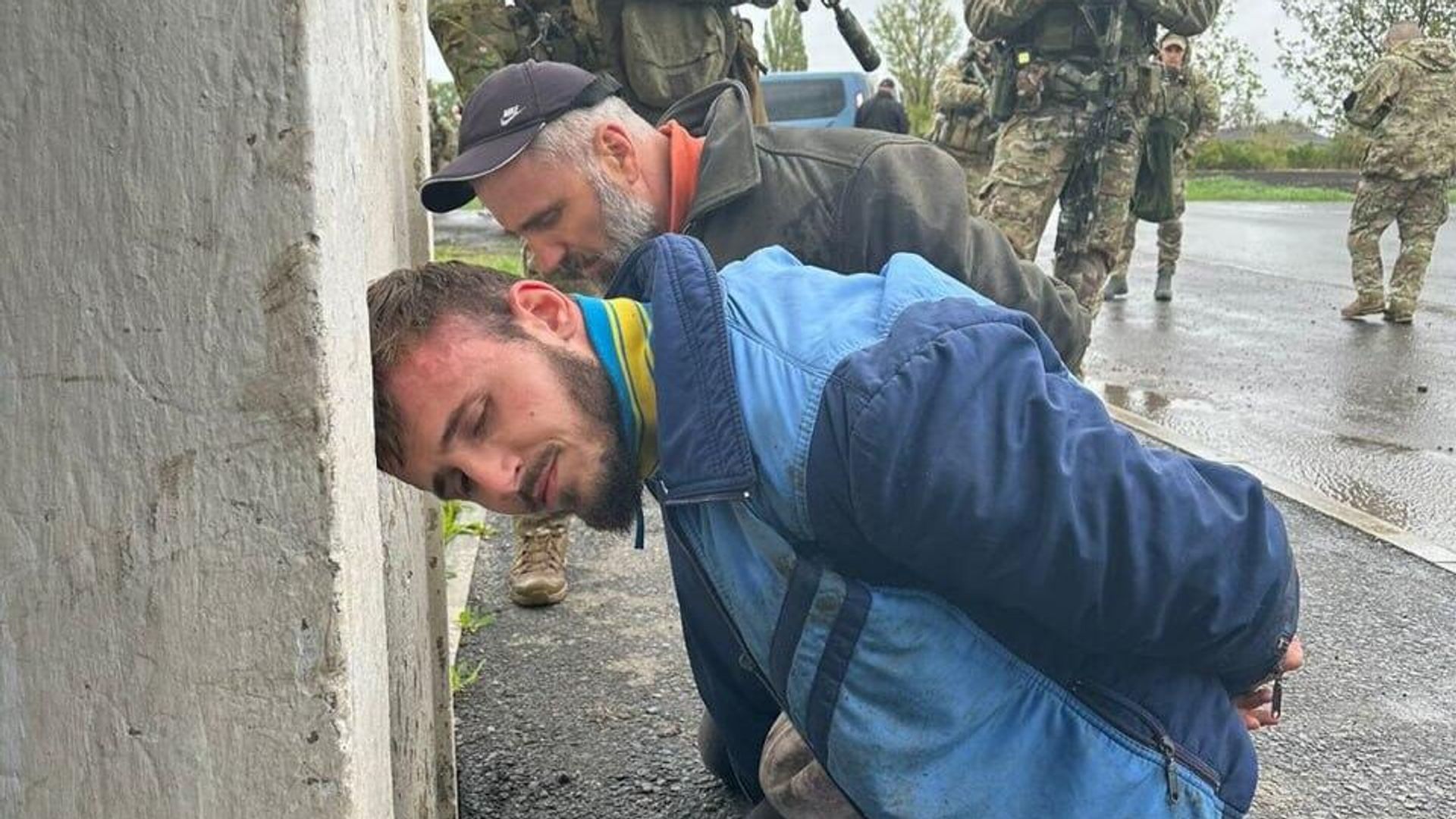 Задержание украинских военных, застреливших полицейского в Виннице Задержание украинских военных, застреливших полицейского в Виннице - РИА Новости, 1920, 21.04.2024