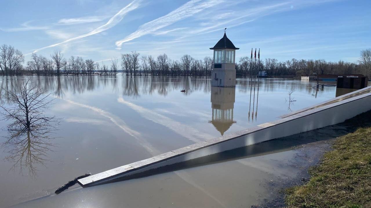 Набережная города Ишим в Тюменской области Набережная города Ишим в Тюменской области - РИА Новости, 1920, 27.04.2024