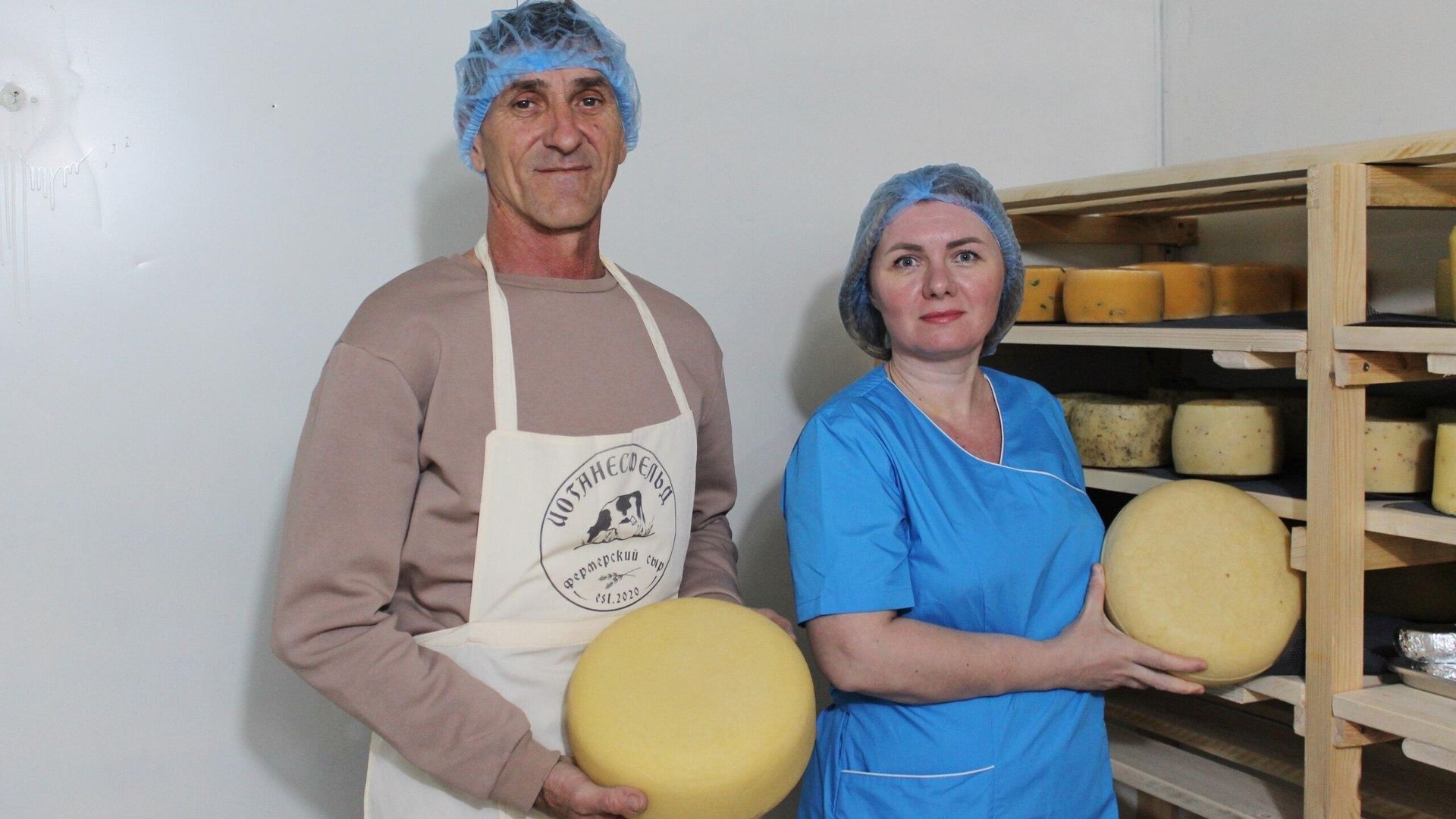 Фермеры Юрий и Мария Незнамовы Фермеры Юрий и Мария Незнамовы - РИА Новости, 1920, 23.04.2024