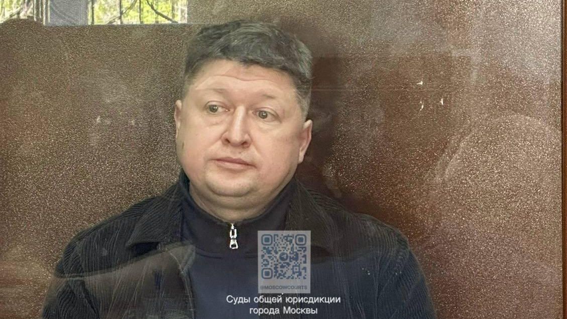 Фигурант по делу о получении взятки заместителем министра обороны России Сергей Бородин в Басманном суде города Москвы Фигурант по делу о получении взятки заместителем министра обороны России Сергей Бородин в Басманном суде города Москвы - РИА Новости, 1920, 15.09.2024
