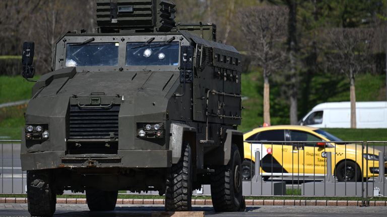 Бронеавтомобиль MRAP BMC Kirpi 4x4, захваченный российскими военнослужащими в ходе спецоперации, на Поклонной горе в Москве Бронеавтомобиль MRAP BMC Kirpi 4x4, захваченный российскими военнослужащими в ходе спецоперации, на Поклонной горе в Москве