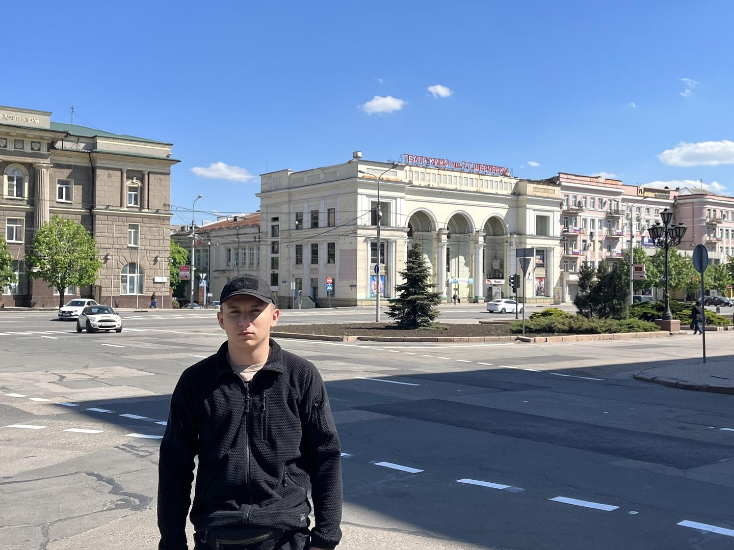 Егор в центре родного города