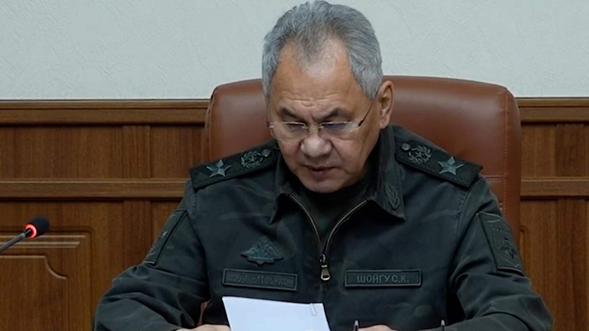 Шойгу на совещании в штабе Объединенной группировки войск - РИА Новости, 1920, 01.05.2024