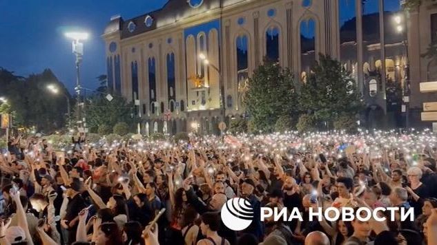 Митинг против закона об иноагентах в Тбилиси Митинг против закона об иноагентах в Тбилиси - РИА Новости, 1920, 01.05.2024