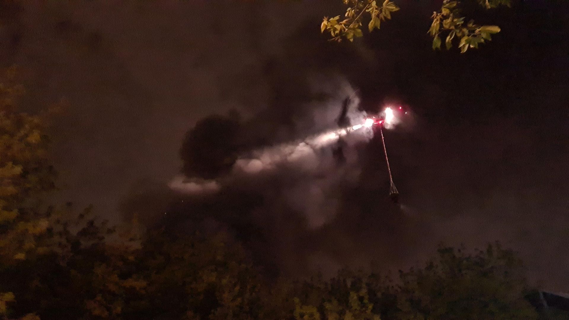 Пожар в производственном здании на востоке Москвы Пожар в производственном здании на востоке Москвы - РИА Новости, 1920, 02.05.2024