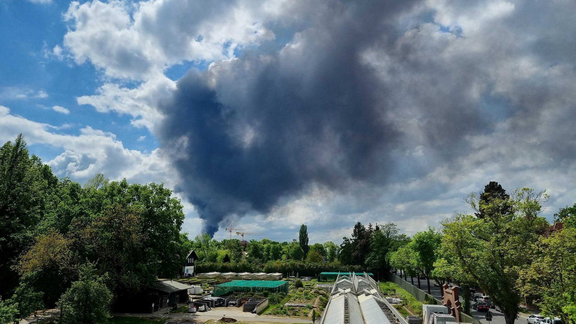 Дым от пожара над Берлином, Германия Дым от пожара над Берлином, Германия - РИА Новости, 1920, 03.05.2024